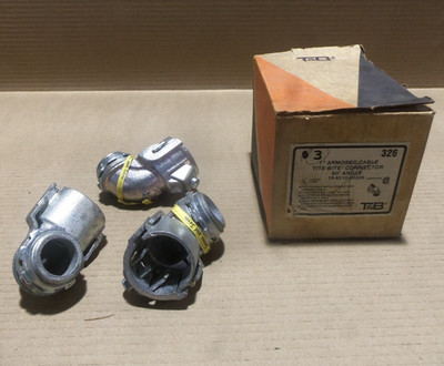 NEW BOX OF 3 THOMAS & BETTS 326 1'' ARMORED CABLE TITE-BITE 90° CONNECTOR AK