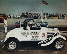 DECALS - C-W Motors/Vitamin A, B/SR Roadster. Nice!