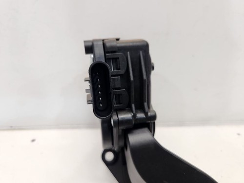 2008 GMC Sierra 1500 (5.3L / AT) Accelerator Pedal -DBW / Drive By Wire 25832864 - Picture 2 of 12