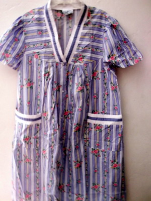 cotton village dresses NEW FAIR HOUSE DRESS LITE 55% 45% POLYESTER sz SMALL 43