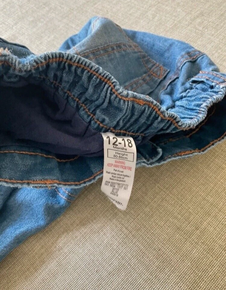 Preciosos pantalones de mezclilla azules de 12-18 meses Foto 3 de 3