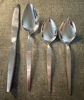 Oneida Community SATINIQUE stainless(older version C. 1990) partial set