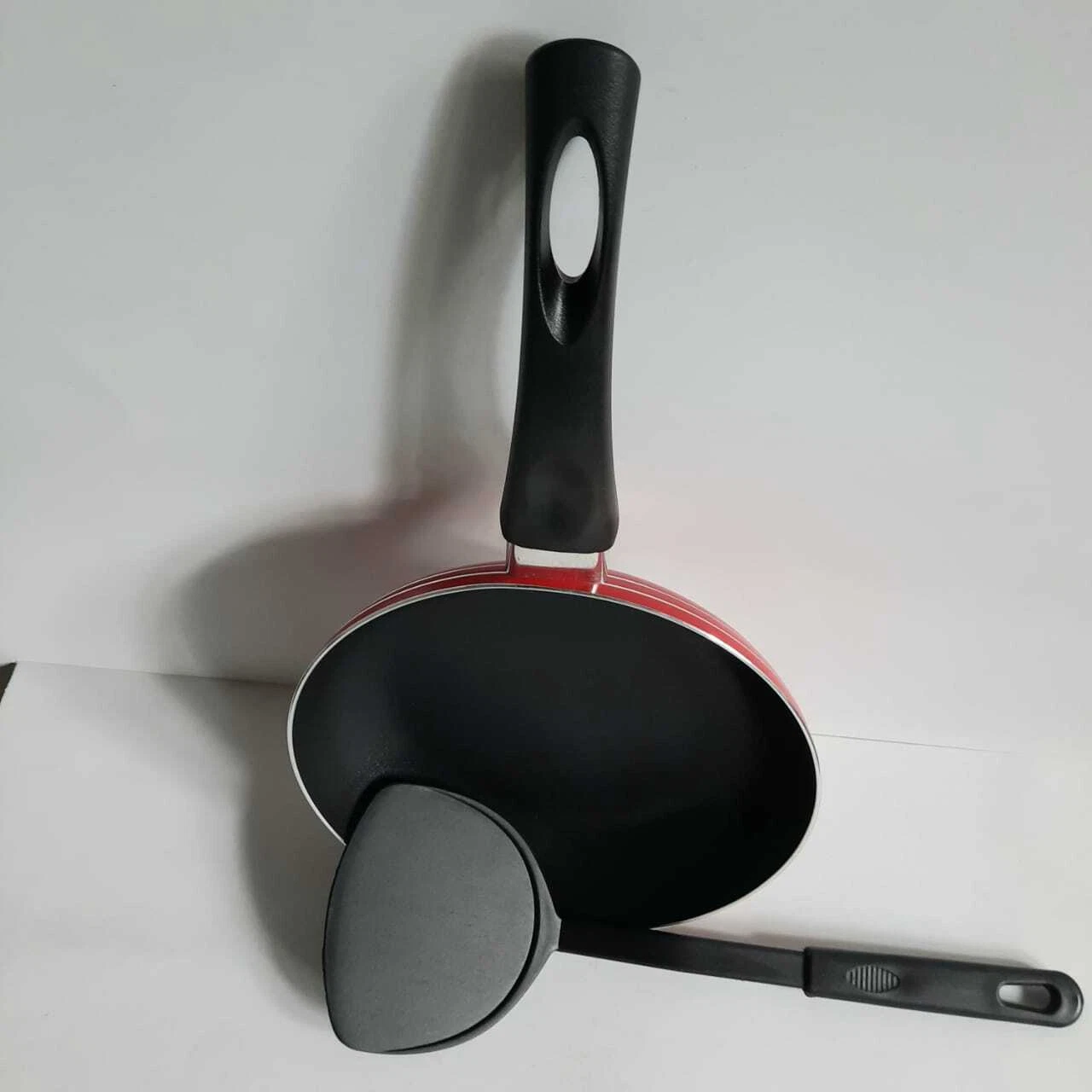 Aluminum Non Stick Fry Pan Black and Red 20cm with Turner New Cookware Item