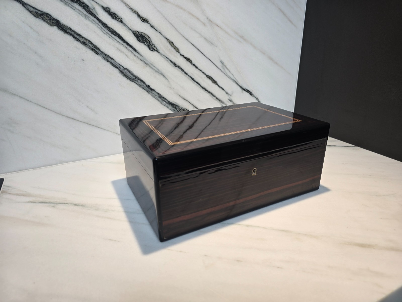 alfred dunhill lacquered marquetry inlaid mahogany Cigar Humidor France No Key