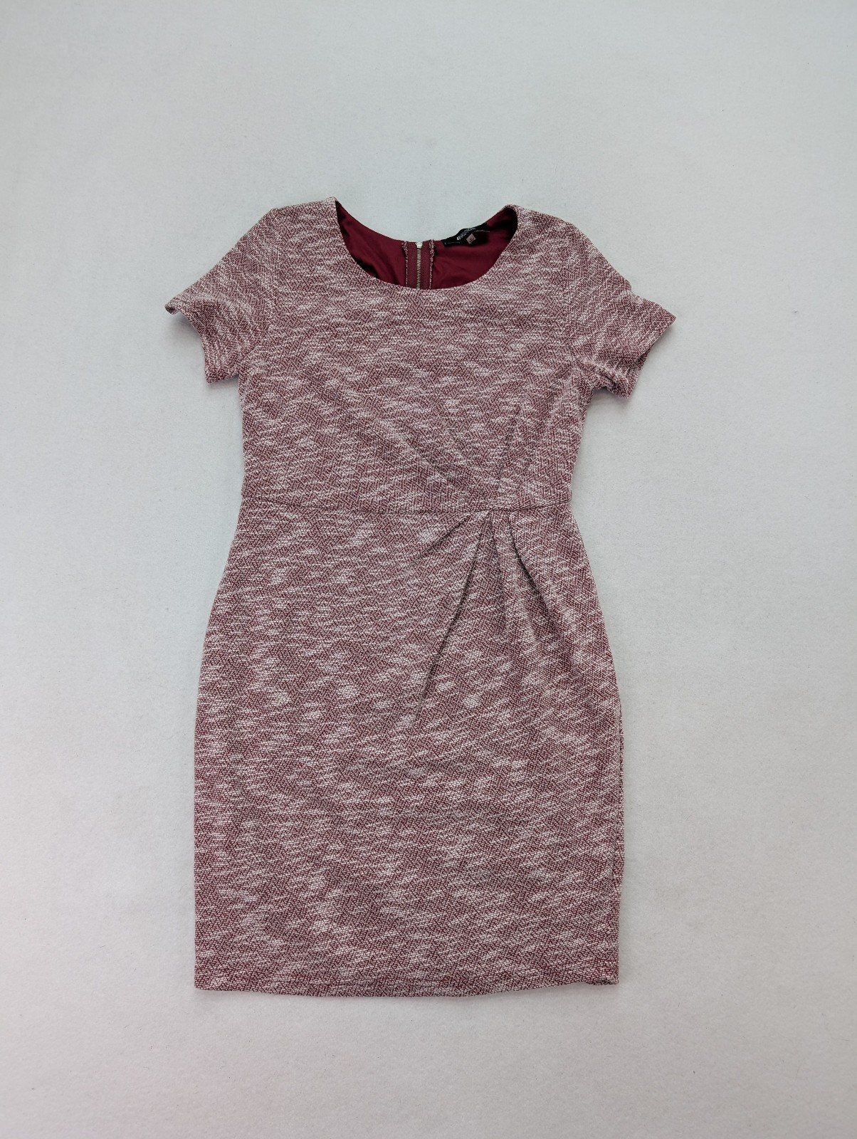 41 Hawthorn Women's Dress Size L Red White Stretch Knit Sheath