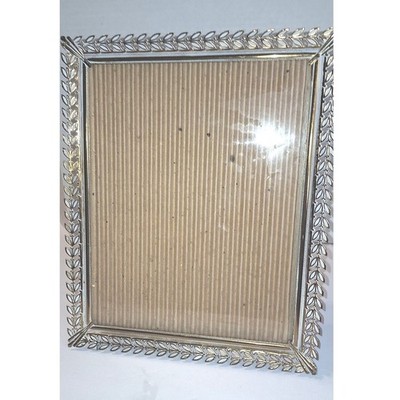 Vintage Gold Tone Laurel Leaf Metal Picture Frame 8x10 Tabletop Velvet Back