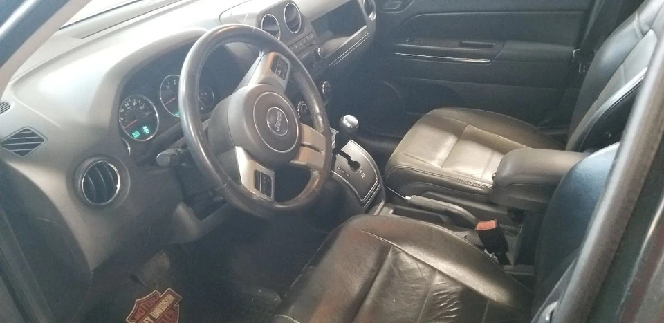 司机前座桶电动皮革适合 10-14 COMPASS 2113356 — 第 4/4 张图片