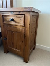 Set Of 2 Solid Wood Bedside Tables With Drawer And Cupboard
