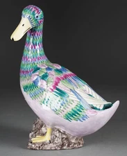 RAYNAUD à LIMOGES collection fabulous birds of Carven porcelain duck