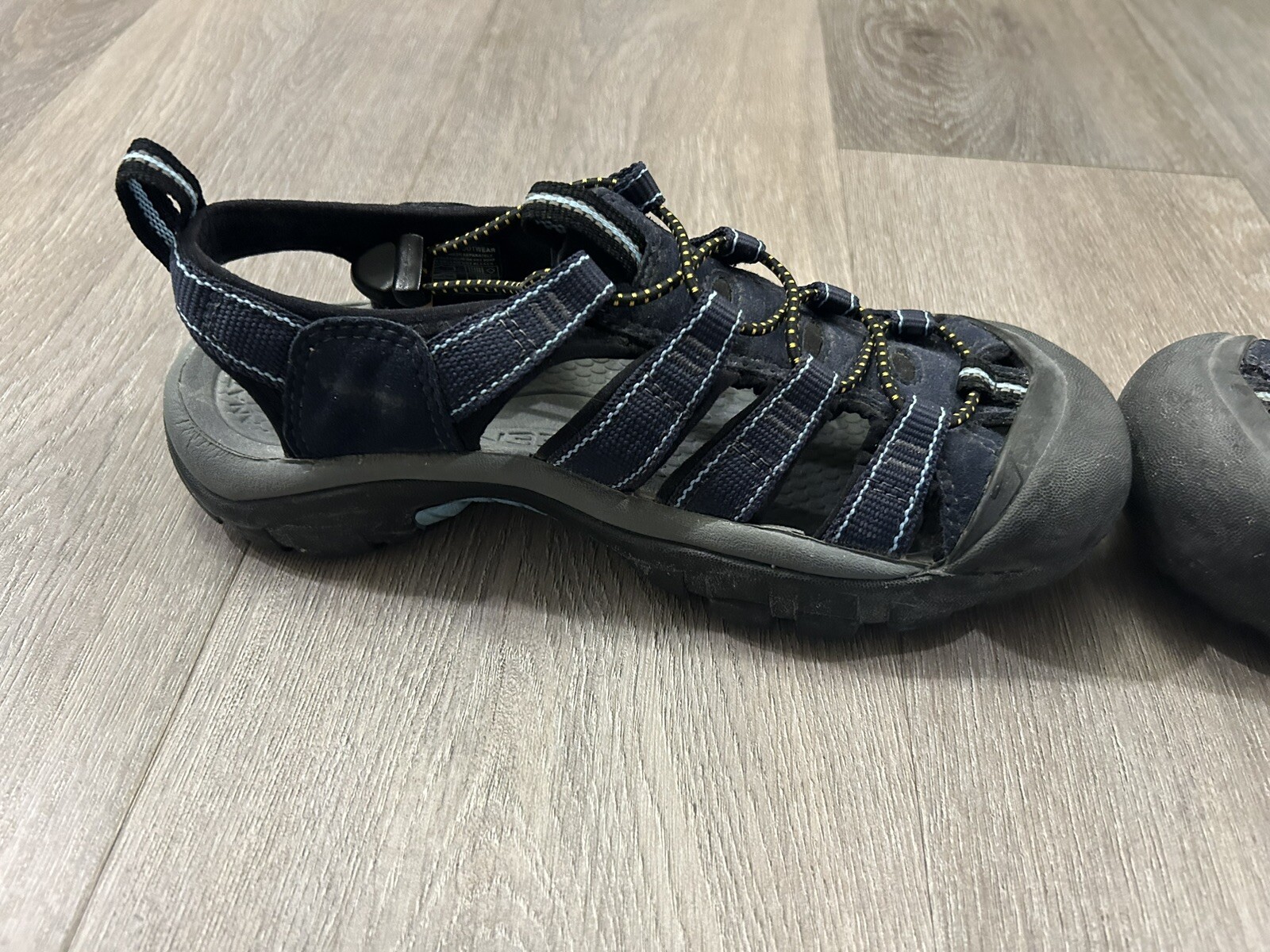 Sandali da trekking blu Keen taglia 7 5 da donna impermeabili taglia 7 5 scarpe da esterno