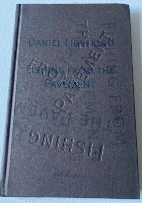 本 Fishing from the Pavement / Libeskind