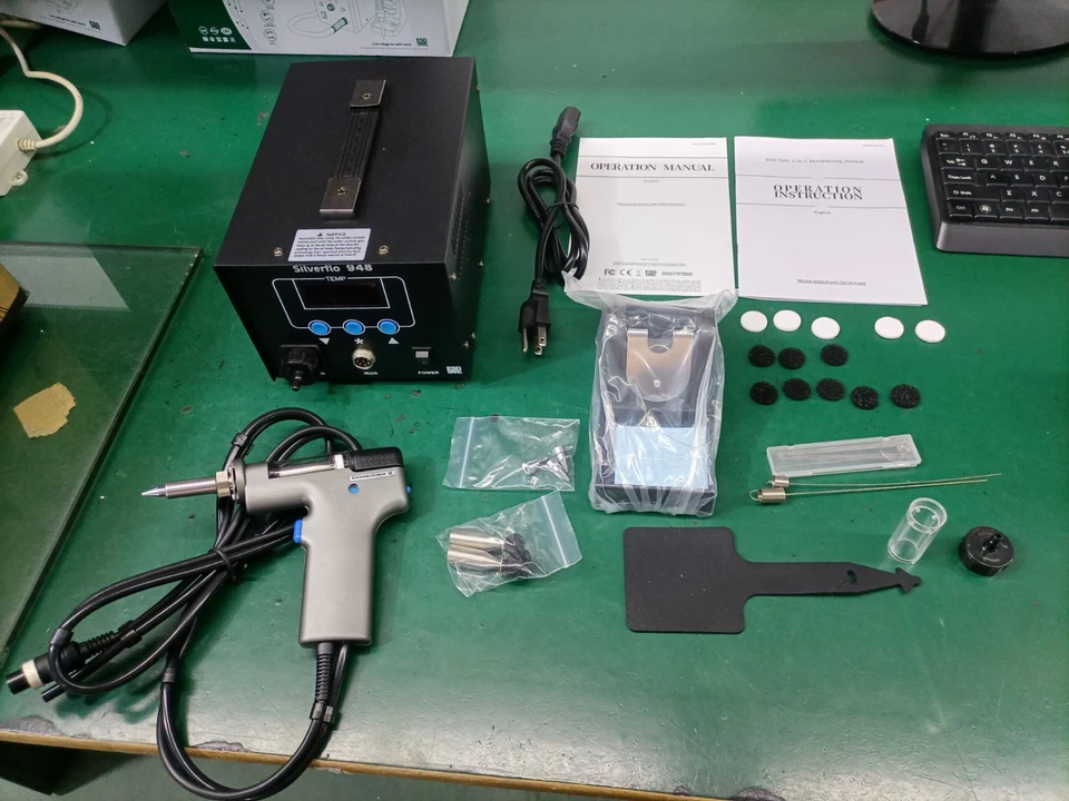 90W Desoldering Station Vacuum Soldering Iron Suction Tin Gun Solder Station Kit - Image 2 of 4