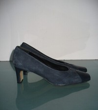 Amalfi by Rangoni Made in Italy Pumps Size 7.5B