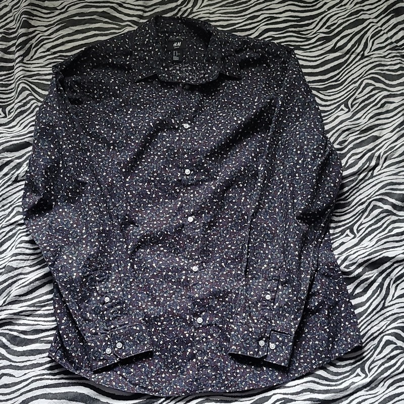H&M Easy Iron Men’s XL Slim Fit Button-Up Long Sleeve Blue Floral Point Collar