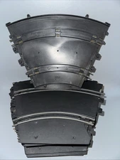 Vintage Eldon 1/32 Scale Slot Car Curved Track 671  (lot of 11)