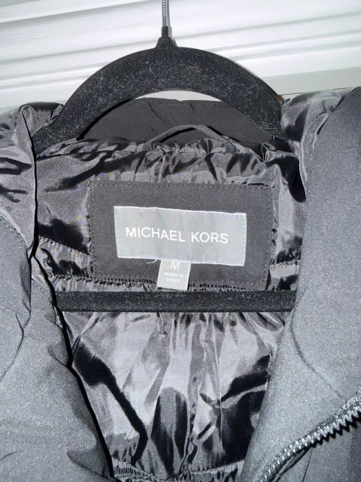 MICHAEL KORS Men’s Insulated Black Puffer Style Coat Size M Brand New Untagged - Image 4 of 4