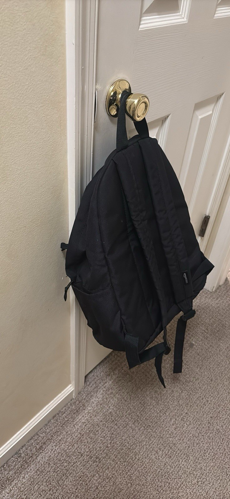 Amazon Basics Lightweight Classic School Backpack… - image 4