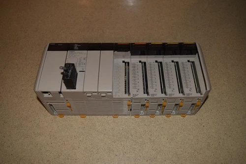 <> OMRON PROGRAMMABLE CONTROLLER CPU UNIT CQM1H-CPU21, ID211, OC221 (3) (R2)