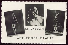 cpa carte-photo cirque spectacle cabaret " Les CASELY'S " numéro de FORCE