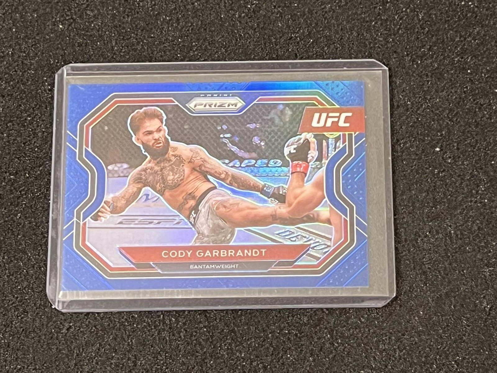 Cody No Love Garbrandt 2021 Panini UFC Blue Prizm #d /199 #106 Former Champ
