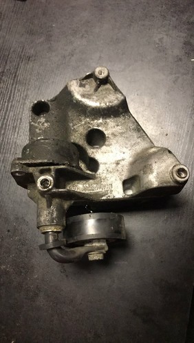 BMW 320D E46 2.0 DIESEL KLIMAPUMPE KOMPRESSOR HALTERUNG HALTERUNG 7787319