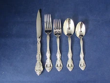 Oneida MICHELANGELO   Stainless Flatware  -  5pc Place Setting  - USA MADE