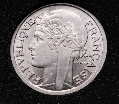 TOP QUALITÉ pour cette 2 francs morlon, aluminium 1944 rare etat - Photo 1/2