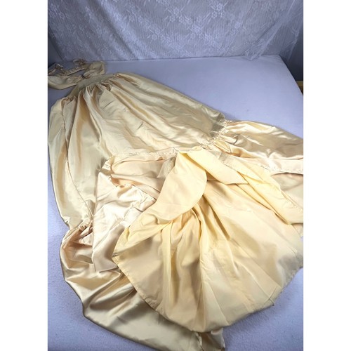 Beginning Boutique Maxi Dress Womens Size 2 Yellow Cutout Tiered Summer Vacation