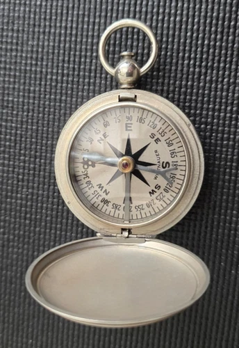 Vintage WW2 WITTNAUER US Army Military Pocket Compass