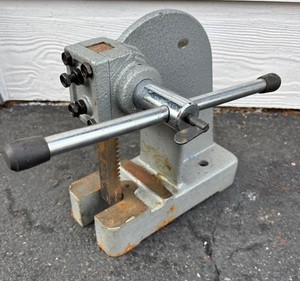 Industrial Arbor Press Bench Top Mount Machinist Milling Hand Operated