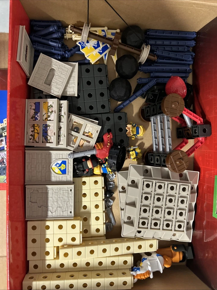 Kings Castle Fisher Price 三件套已发明,碎片缺失见图片! — 第 3/4 张图片