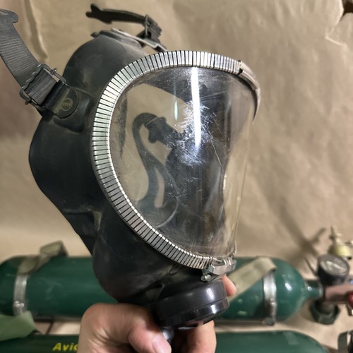 2X Scott Aviation Oxygen Tanks with Straps Mask And Oxygen Demand Regulator - Picture 12 of 14