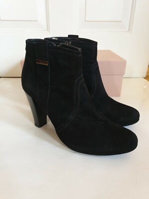short black suede boots