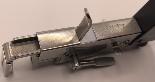 Vintage Roman Research Ear Piercing Instrument Gun - 第 4/4 張圖片