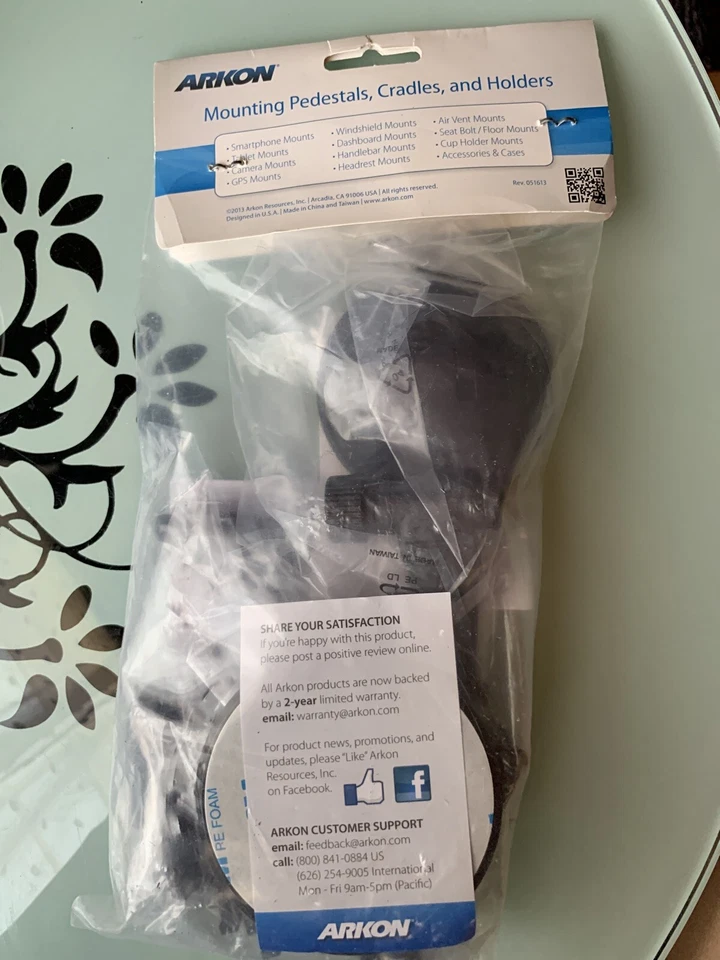 Table/Dash Surface Tablet Suction Mount for Samsung Galaxy Note 3 TAB10.1 TAB178 - Image 2 of 4