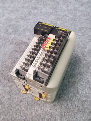 OMRON CQM1-OC222 OUTPUT UNIT + CQM1-OC224 OUTPUT UNIT