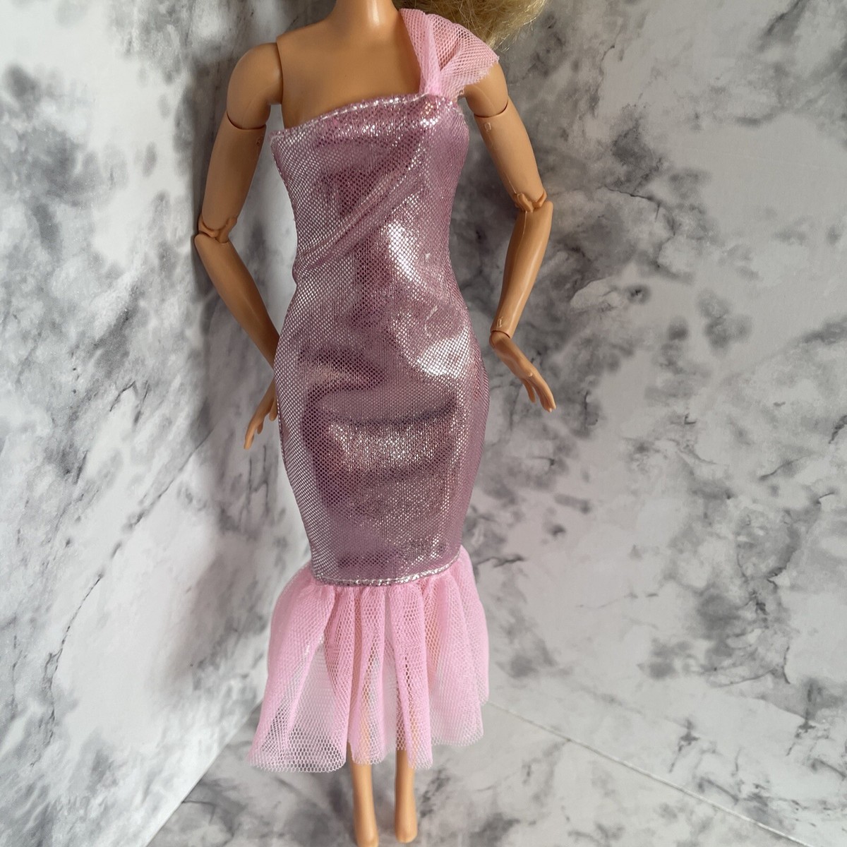 barbie Ultimate Closet doll tight metallic Pink Shimmer mermaid Style Dress barbie Ultimate Closet doll tight metallic Pink Shimmer mermaid Style Dress