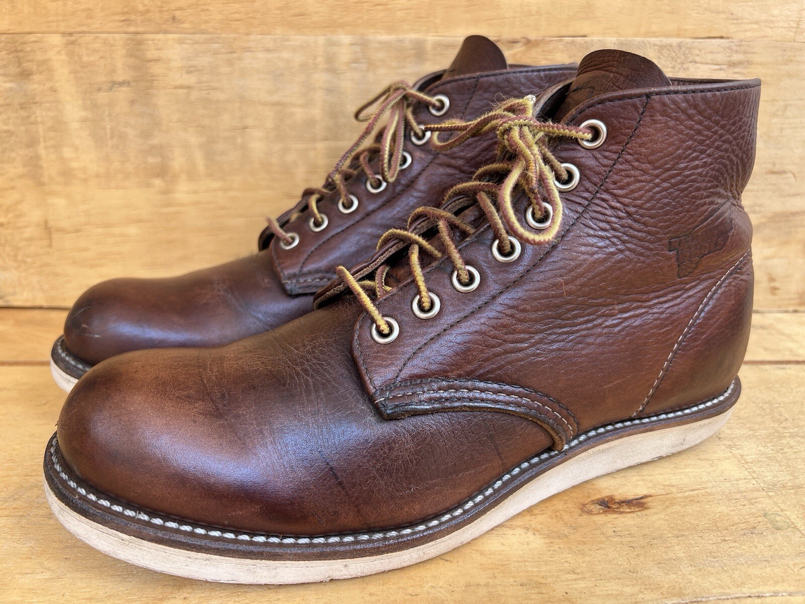 Red Wing 8196 Briar Oil Slick Leather Classic Round Toe Boot Size US 8 D / UK 7
