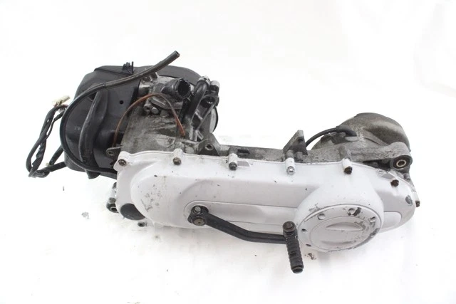 PIAGGIO LIBERTY 50 2T RST C421M MOTEUR 04 - 05 - Photo 2/4