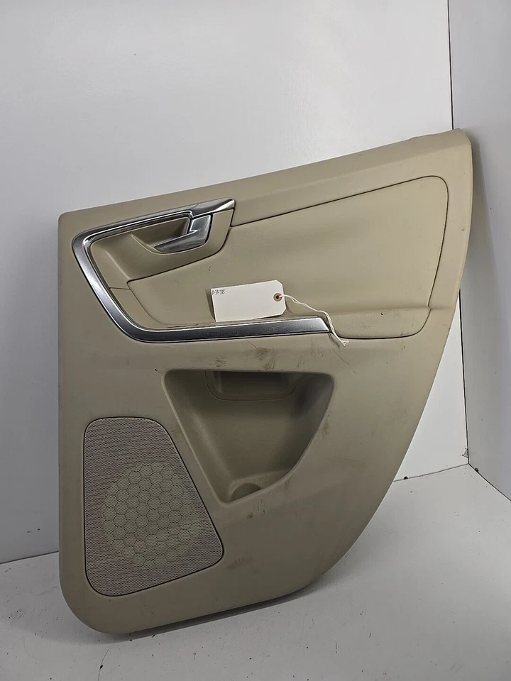 Panel de puerta lateral derecho pasajero Volvo XC60 2010-2013 beige OEM DE241022 Foto 4 de 4