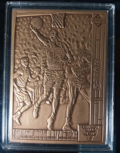 Upper Deck #44 1991-1992 Michael Jordan Bronze card +certificate of authenticity