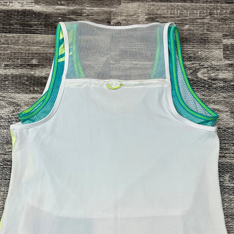 Camiseta sin mangas Lucky in Love para mujer PEQUEÑA Haviana de malla con capas de golf tenis Foto 3 de 4