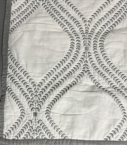 Martha Stewart Gramercy Vine Quilted Standard Sham 21x27 Cotton Embroidered - Picture 3 of 8