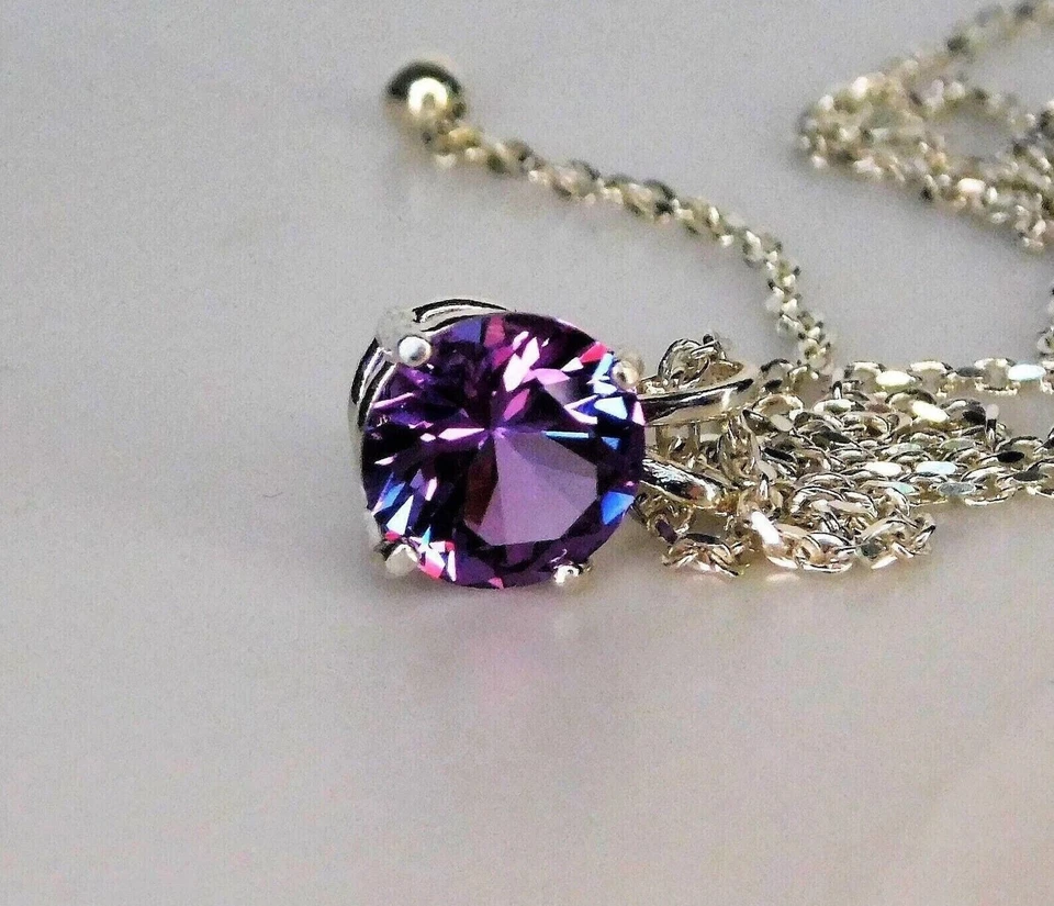 Colgante para mujer 2 quilates corte redondo creado en laboratorio alejandrita azul acabado oro blanco 14K Foto 2 de 4