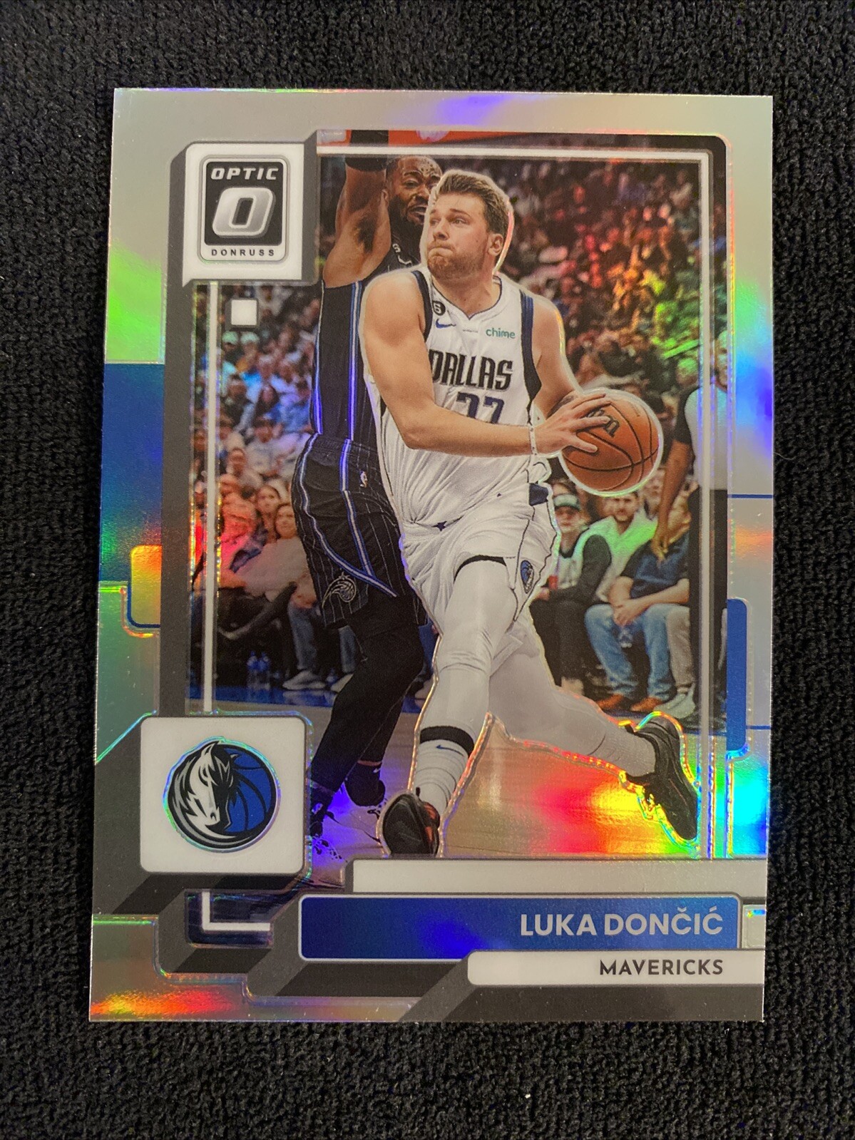 2022-23 Panini Optic Luka Doncic Prizm Holo Silver Parallel #160