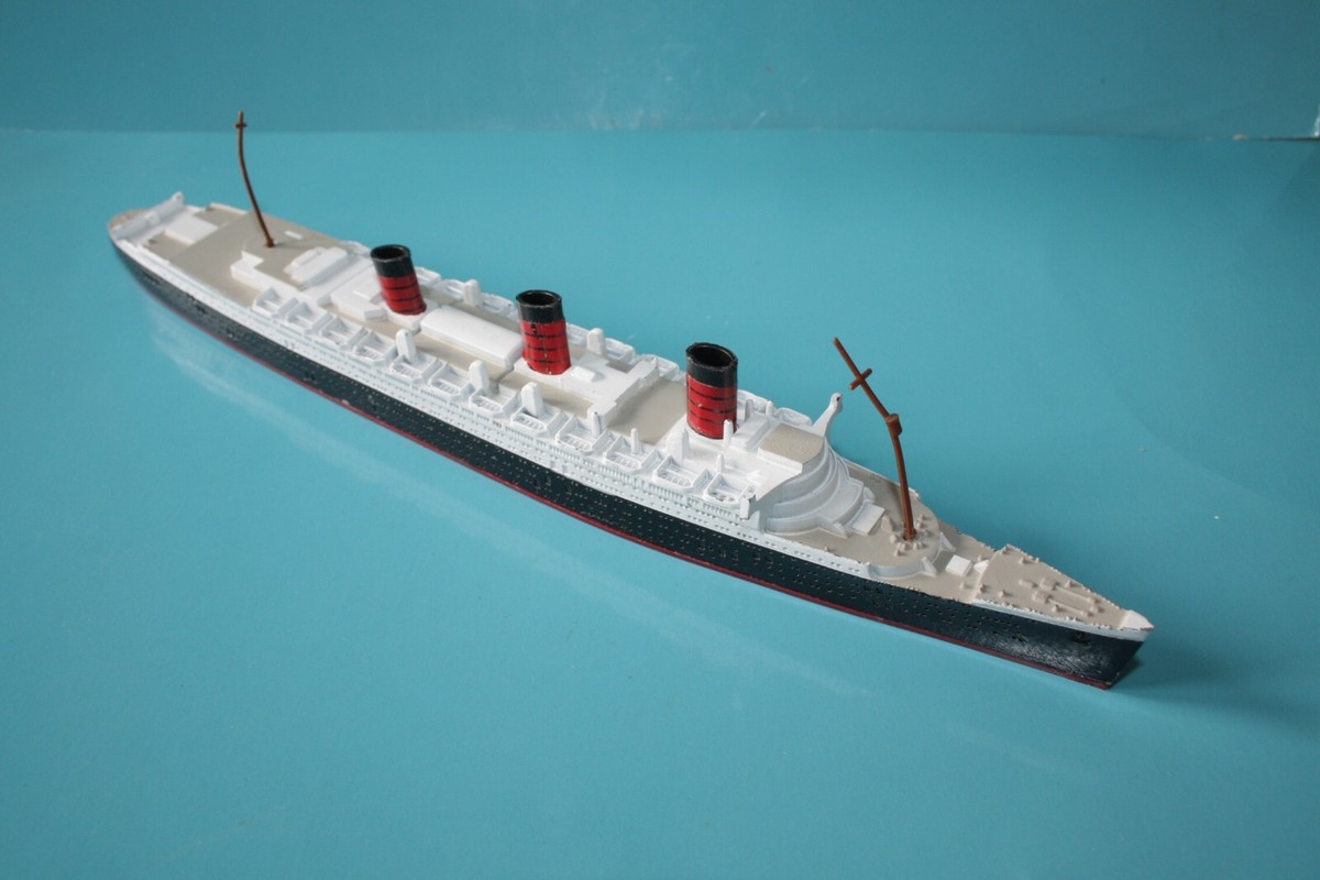 Triang Tri-ang Minic Ships Model M703 Queen Mary for sale