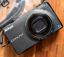 Very Good Nikon Coolpix S6000 14.2MP 7x Compact Digital Camera English ok japan