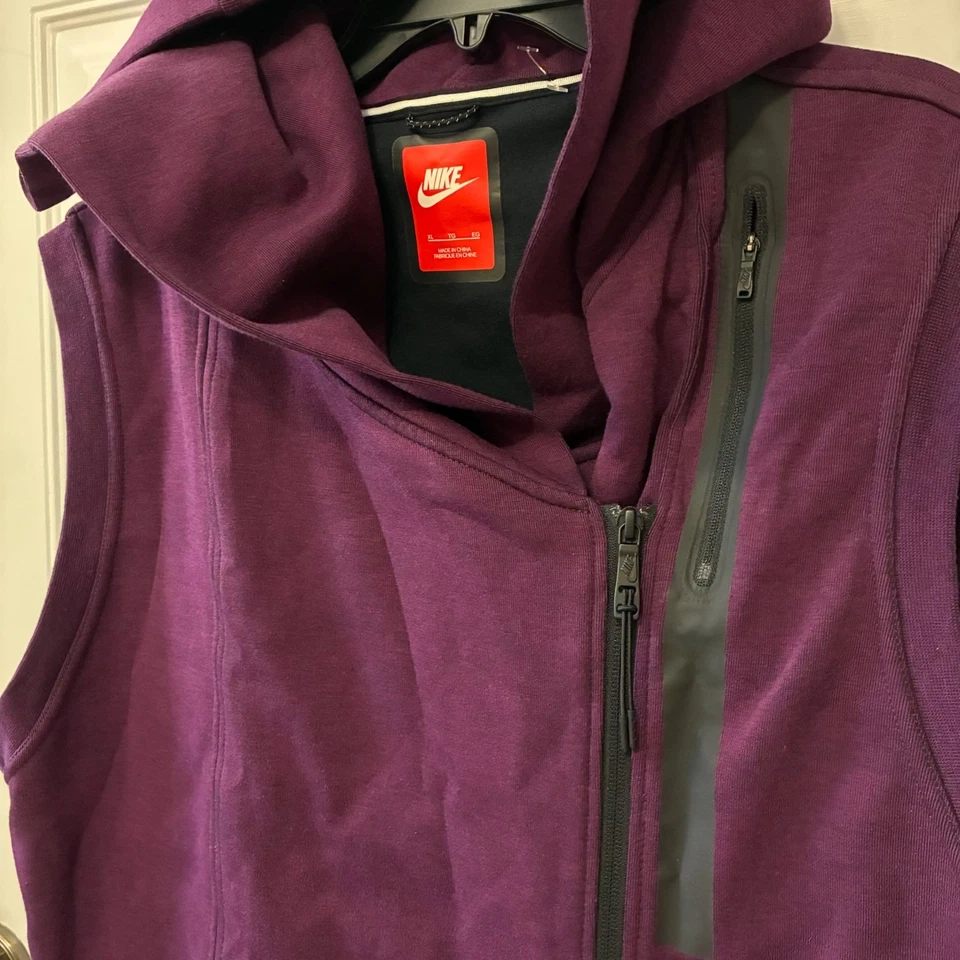Nike Tech Fleece Sleeveless Hoodie Vest Womens Size XL Purple Side Full Zip - Image 4 of 4