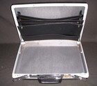1980s SAMSONITE BREIFCASE BLACK GOOD CONDITION — photo 2