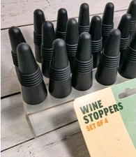 Sillicone Reusable Wine Stoppers By Mixed Not Stirred. Lot Of 8. New